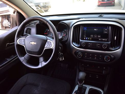Used 2022 Chevrolet Colorado LT w/ Fleet Safety Package RWD image 25