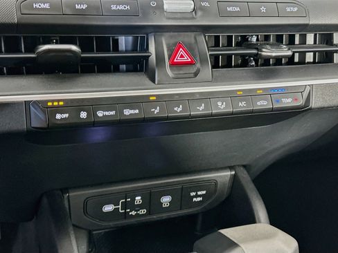 Used 2025 Kia K4 FWD image 24