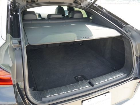 Used 2022 BMW X6 xDrive40i w/ Premium Package image 35