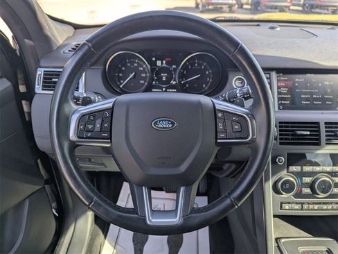 Used 2019 Land Rover Discovery Sport image 27