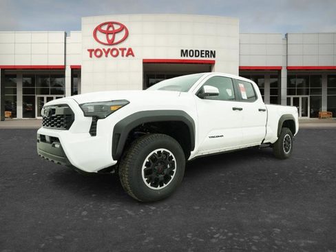 New 2026 Toyota Tacoma TRD Off-Road AWD/4WD image 10