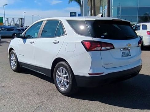 Certified 2022 Chevrolet Equinox LS image 6