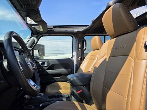 Certified 2023 Jeep Wrangler Sahara w/ Cold Weather Group image 4