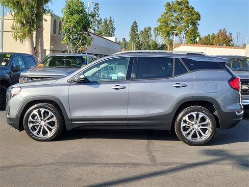 Used 2019 GMC Terrain SLT w/ Preferred Package image 28