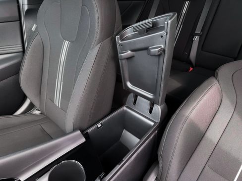 New 2026 Hyundai Elantra SEL Sport w/ Cargo Package FWD image 18