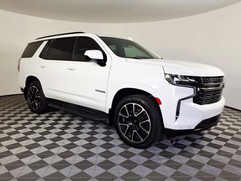 Used 2022 Chevrolet Tahoe RST RWD image 3