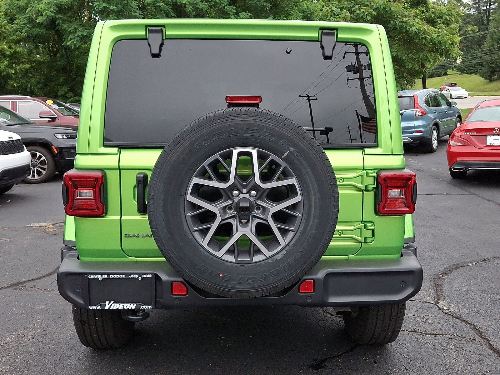 Certified 2026 Jeep Wrangler Unlimited Sahara w/ Safety Group AWD/4WD image 5