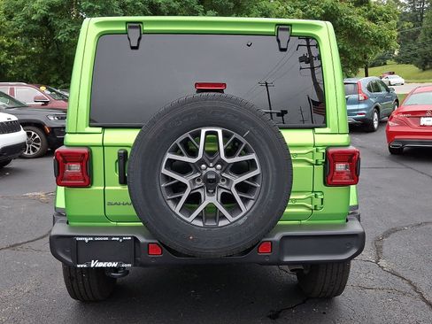 Certified 2026 Jeep Wrangler Unlimited Sahara w/ Safety Group AWD/4WD image 5