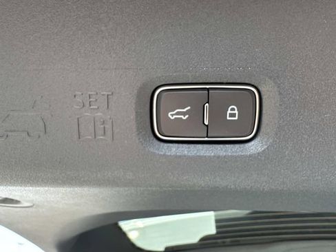 New 2026 Lincoln Navigator Reserve image 14