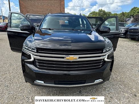 Used 2024 Chevrolet Tahoe LT w/ LT Signature Package AWD/4WD image 33