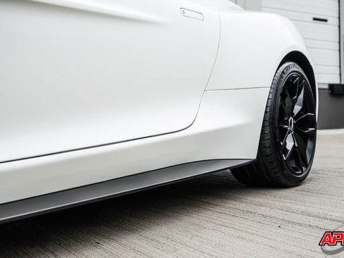 Used 2016 Aston Martin Vanquish Volante image 34