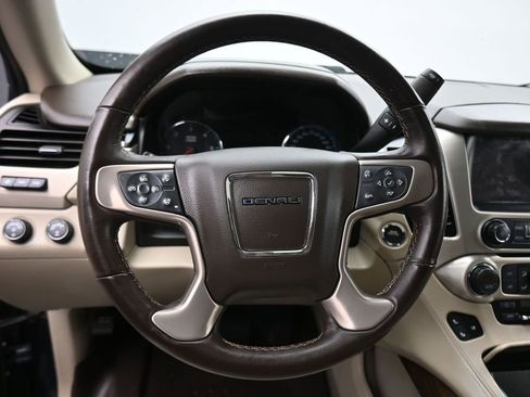 Used 2020 GMC Yukon Denali image 15