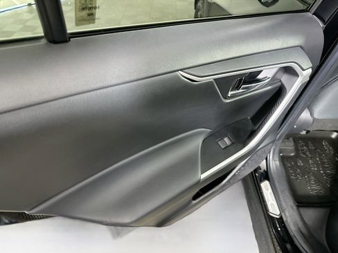 Used 2023 Toyota RAV4 Hybrid Woodland image 26