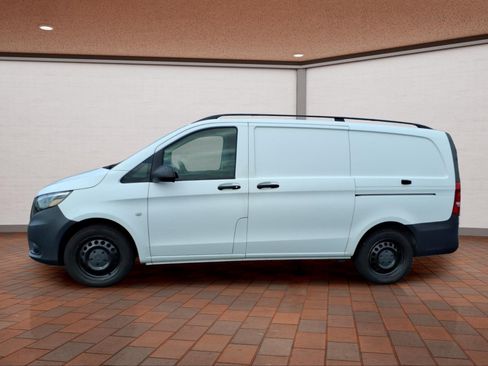 Used 2018 Mercedes-Benz Metris image 5