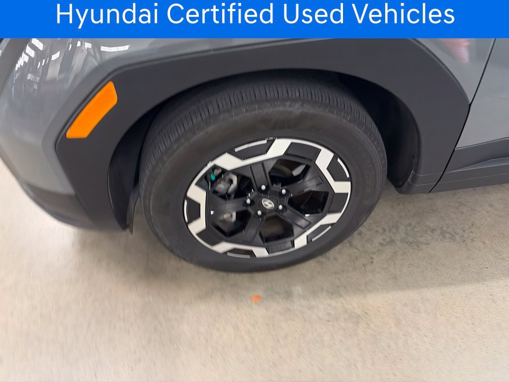 Certified 2026 Hyundai Santa Fe SEL FWD image 2