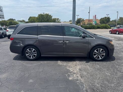 Used 2014 Honda Odyssey Touring image 8