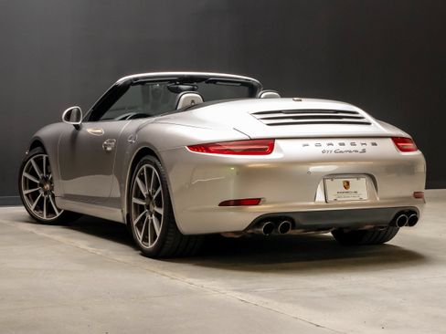 Used 2013 Porsche 911 Carrera S RWD image 3