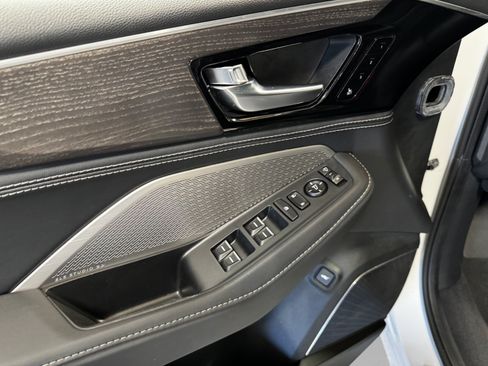 Certified 2023 Acura MDX SH-AWD w/ Advance Package image 35
