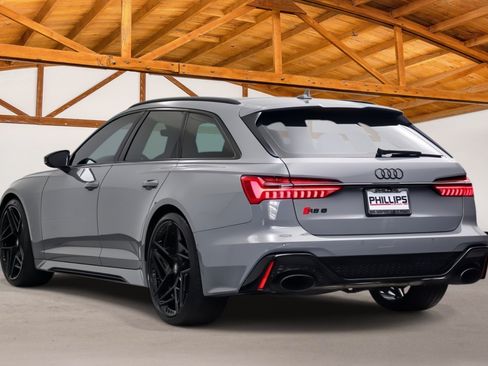 Used 2021 Audi RS 6 w/ Executive Package AWD/4WD image 3