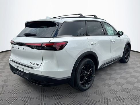 Certified 2026 INFINITI QX60 Sport w/ Dark Cargo Package AWD/4WD image 6