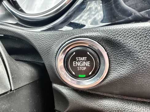 Used 2022 Buick Encore GX Preferred w/ Sport Touring Package FWD image 17