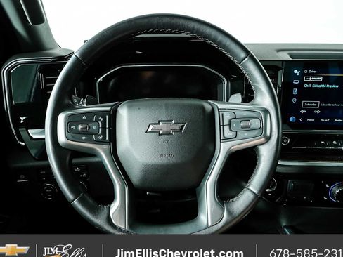 Used 2023 Chevrolet Silverado 1500 RST w/ Redline Edition AWD/4WD image 10