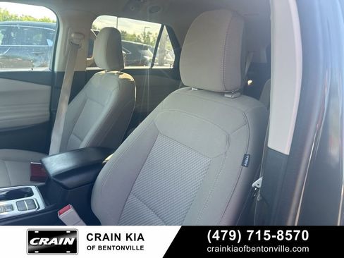 Used 2023 Ford Explorer XLT RWD image 16
