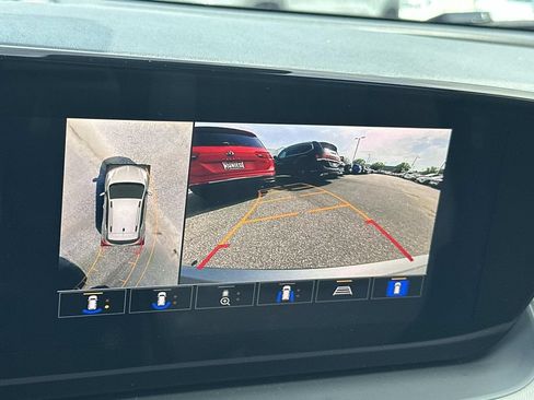 Used 2024 Buick Encore GX Avenir FWD image 26