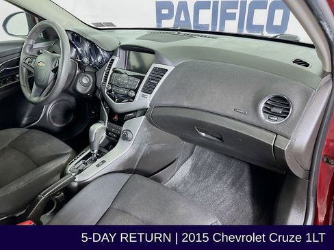 Used 2015 Chevrolet Cruze LT FWD image 30