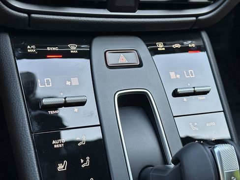 New 2026 Porsche Macan Turbo AWD/4WD image 24