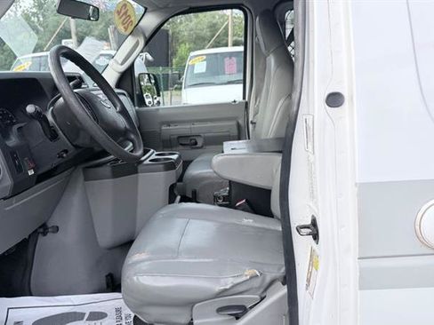 Used 2012 Ford E-150 and Econoline 150 w/ Commercial Cargo Van Pkg RWD image 12