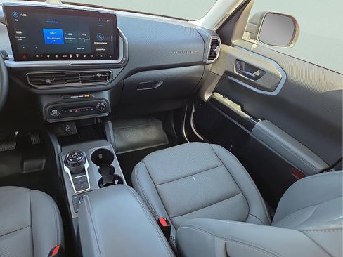 Used 2025 Ford Bronco Sport Badlands AWD/4WD image 12