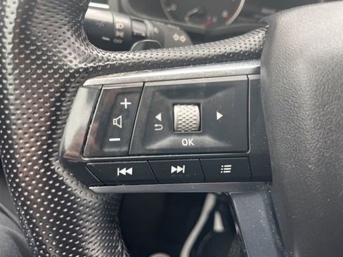 Used 2022 Mitsubishi Outlander SE image 17