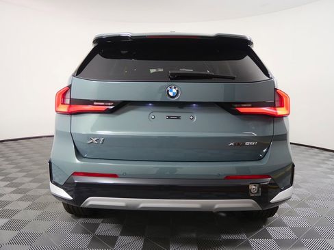 Used 2026 BMW X1 xDrive28i w/ Technology Package image 4