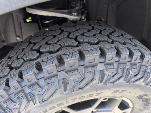 New 2026 Ford Bronco Badlands AWD/4WD image 16