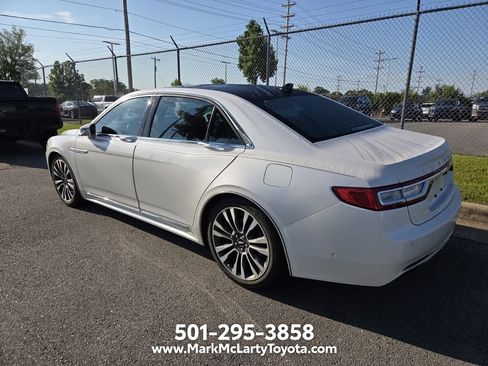 Used 2019 Lincoln Continental Reserve w/ Rear Seat Package FWD image 9