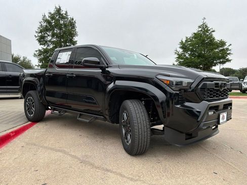 New 2026 Toyota Tacoma TRD Sport RWD image 4