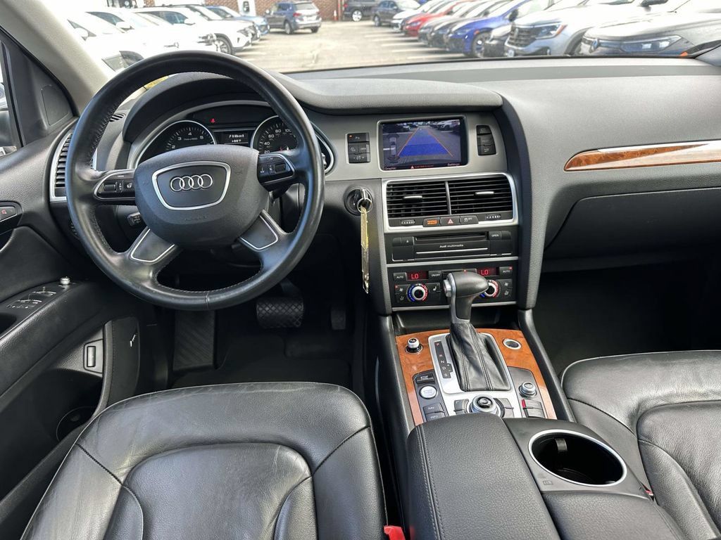 Used 2015 Audi Q7 3.0T Premium Plus w/ Premium Plus Package AWD/4WD image 13