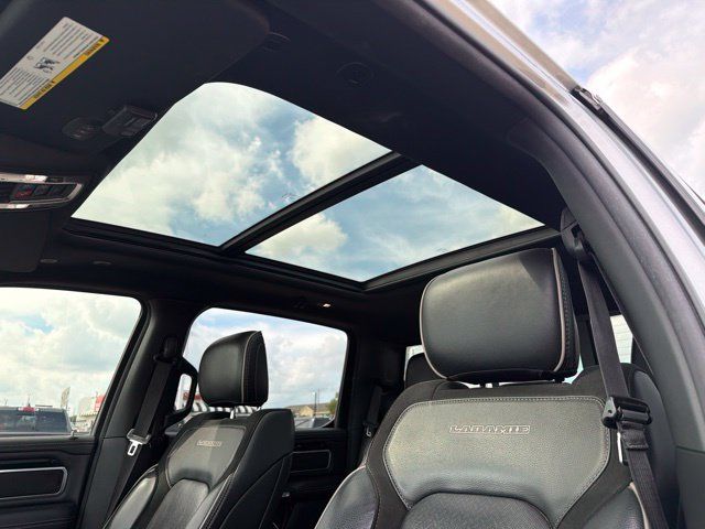 Used 2019 RAM 1500 Laramie AWD/4WD image 17
