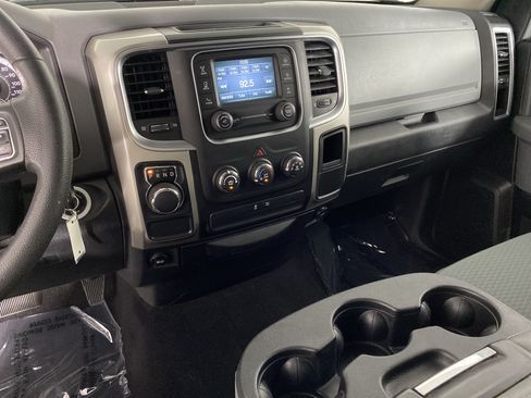 Used 2017 RAM 1500 Classic SLT RWD image 22