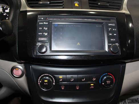 Used 2016 Nissan Sentra SV w/ Driver's Assist Package FWD image 21