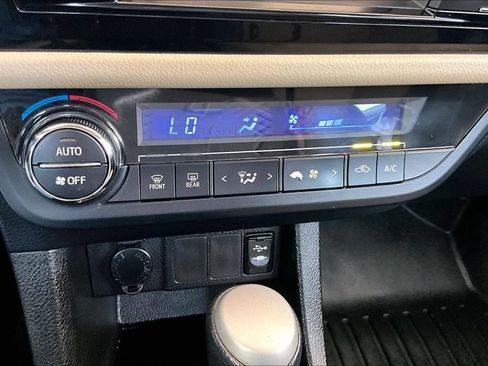 Used 2014 Toyota Corolla LE FWD image 15