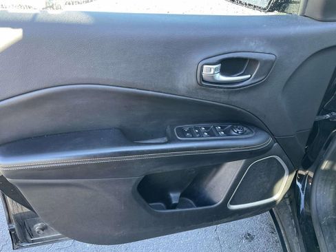 Used 2018 Jeep Compass Latitude w/ Popular Equipment Group image 25