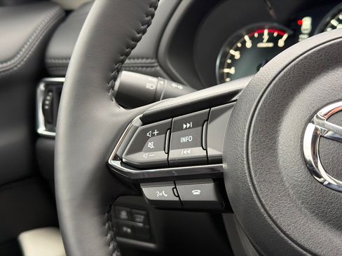 New 2025 MAZDA CX-5 AWD 2.5 S w/ Premium Plus Pkg image 23