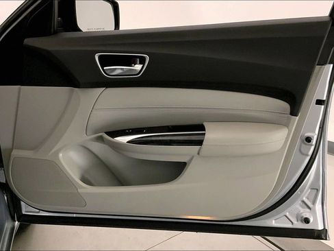 Used 2019 Acura TLX V6 SH-AWD image 25