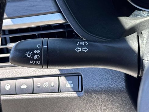 Used 2023 Nissan Altima 2.5 SL FWD image 25