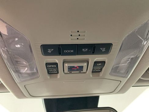 Used 2022 Toyota RAV4 XLE w/ Convenience Package image 23