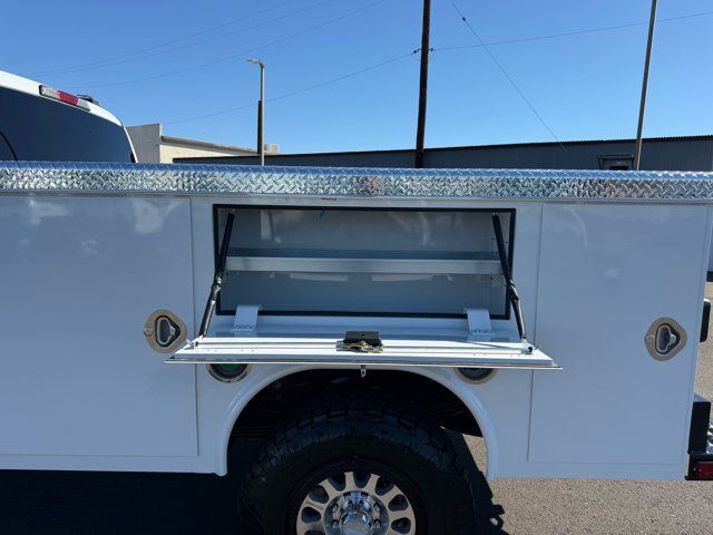 New 2026 Ford F350 XLT w/ FX4 Off-Road Package AWD/4WD image 13