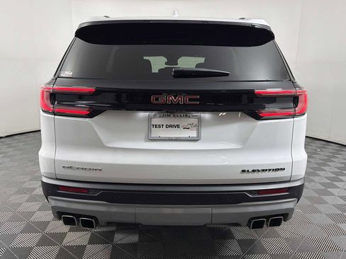 New 2025 GMC Acadia Elevation image 10