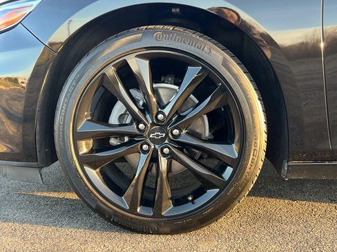 Used 2024 Chevrolet Malibu LT w/ Midnight Edition image 9